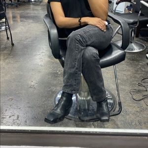 Meet your Posher, Thomas